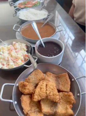 Flaming Chicken- Agora com almoço