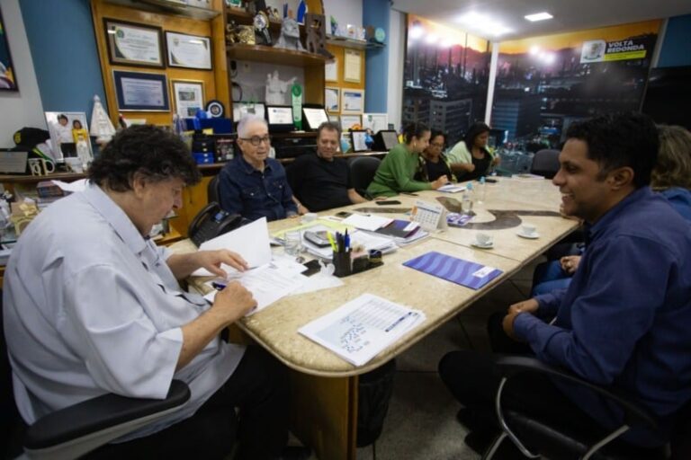 Neto e Firjan assinam acordo para ampliar cursos gratuitos