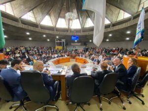 Camara de Volta Redonda abre concurso publico