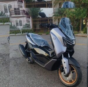 amigos automoveis com mais de 30 motos em Volta REdonda