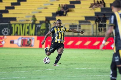 Voltaço cai para serie c