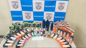 Trio é preso após assalto a farmácia no Jardim Amália