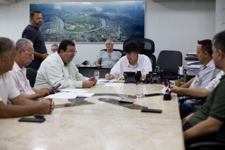 Santa Cruz recebe novo asfalto