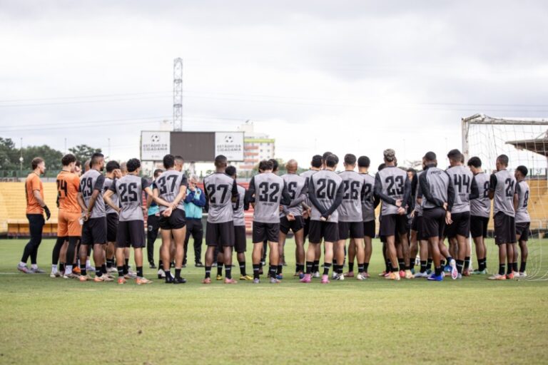 Voltaço pega Botafogo PB desfalcado pela Série C