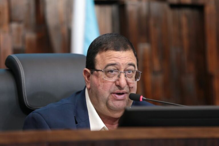 Motoristas com 60 anos já têm direito à isenção da taxa de renovação da CNH no RJ