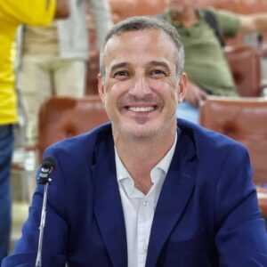 Rodrigo Furtado entrega Medalha Getúlio Vargas a três personalidades de destaque em Volta Redonda