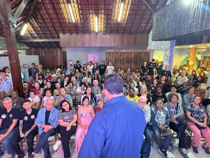 Munir Neto e Diogo Balieiro reúnem mais de 500 pessoas em encontro político em Volta Redonda