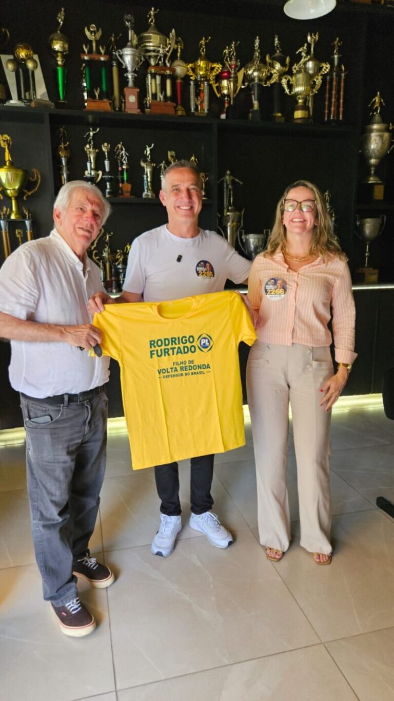 Rodrigo Furtado visita o Voltaço e destaca formação de jovens atletas